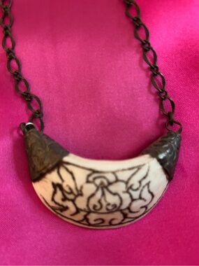 Tibetan Hand-Engraved Lotus Chank Shell Necklace on chain